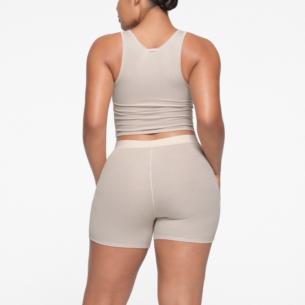 Skims Cotton Rib Boxer - Picture 4 of 7
